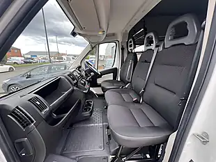 Used 2017 Citroen Relay 35 Enterprise White - Interior and Exterior details 12