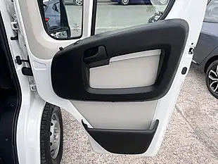 Used 2017 Citroen Relay 35 Enterprise White - Interior and Exterior details 16