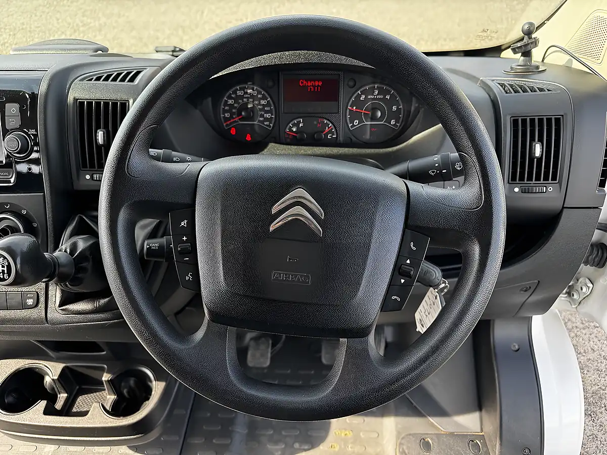 Used 2017 Citroen Relay Enterprise Heavy L3H2 White - Interior and Exterior details 11
