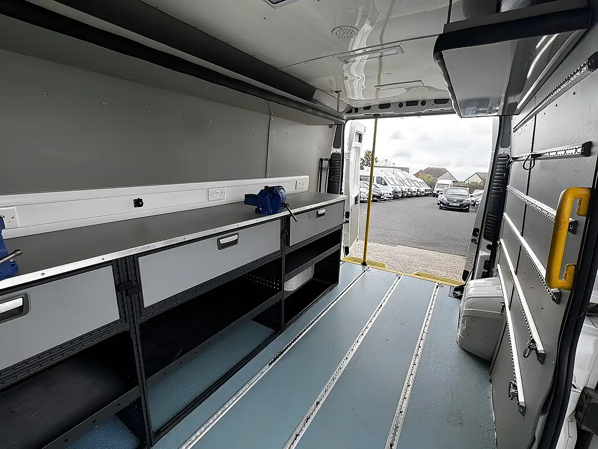 Used 2017 Citroen Relay Enterprise L3H2 Workshop White - Interior and Exterior details 16