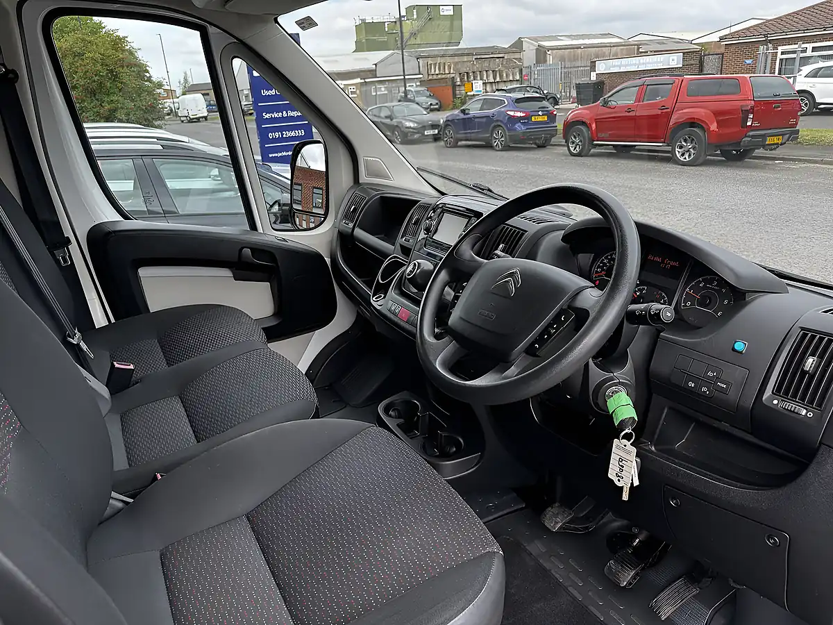 Used 2017 Citroen Relay Enterprise L3H2 Workshop White - Interior and Exterior details 3