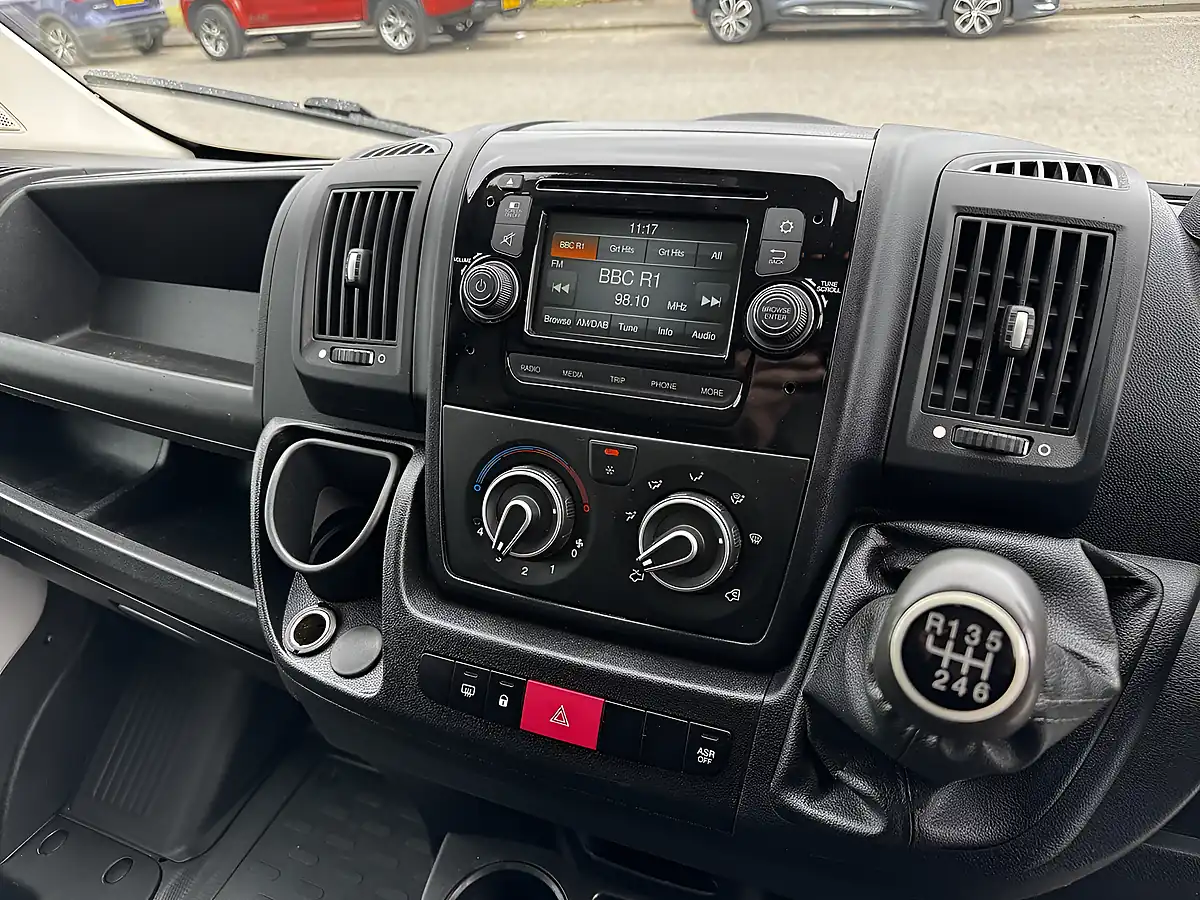 Used 2017 Citroen Relay Enterprise L3H2 Workshop White - Interior and Exterior details 4