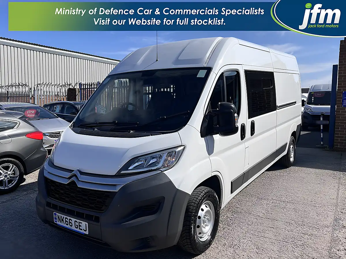Used 2017 Citroen Relay Enterprise White - Interior and Exterior details 11