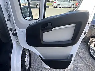 Used 2017 Citroen Relay Enterprise White - Interior and Exterior details 17