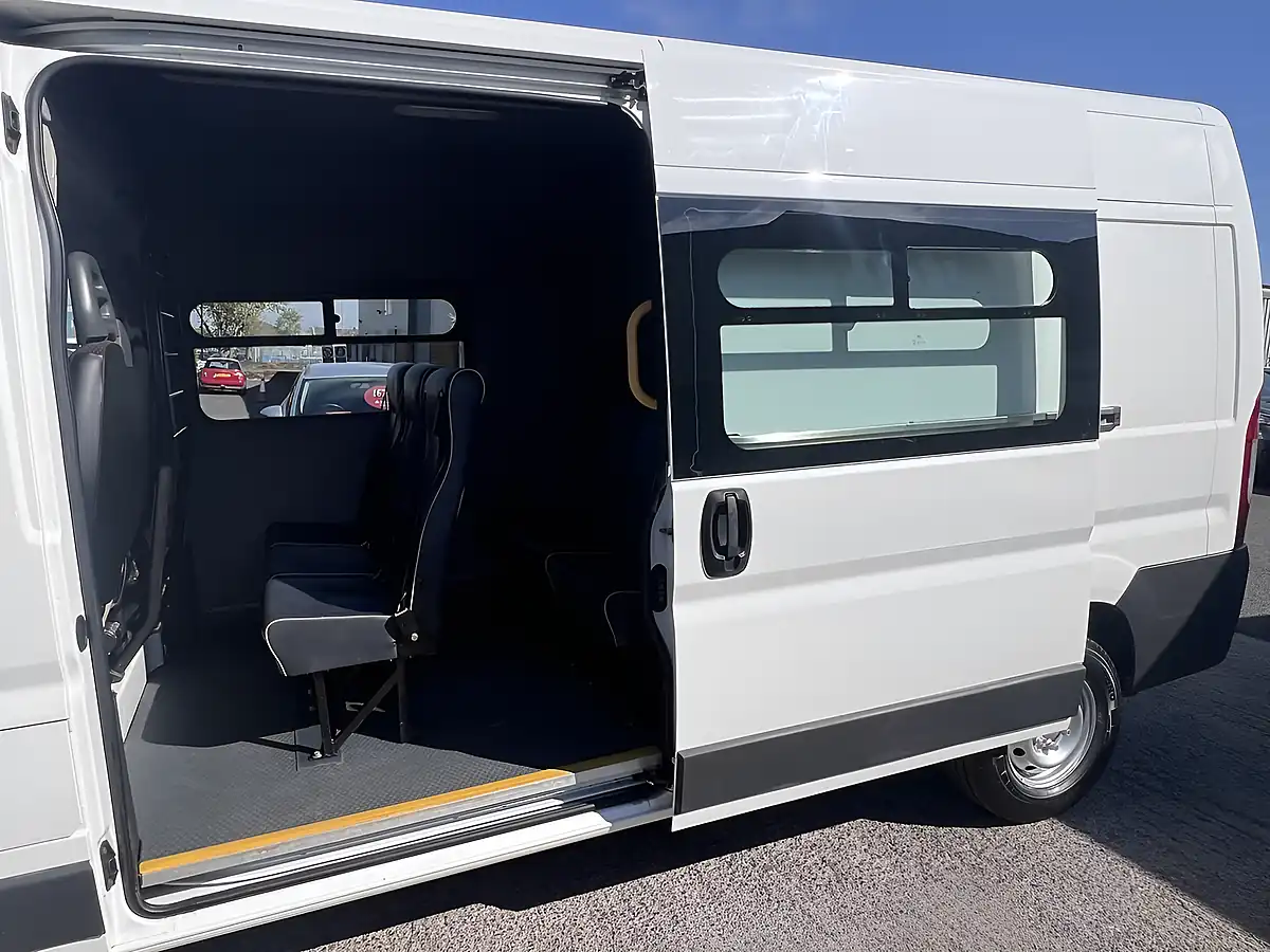 Used 2017 Citroen Relay Enterprise White - Interior and Exterior details 18