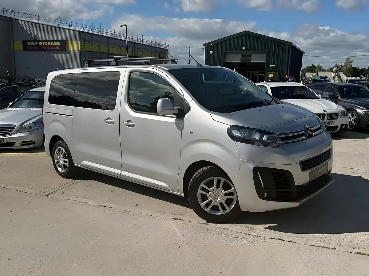 Used 2017 Citroen Spacetourer Business M Mwb Silver - Interior and Exterior details 5