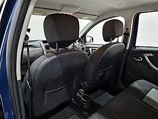 Used 2017 Dacia Duster Laureate Cosmo Blue Cosmos Blue - Interior and Exterior details 11