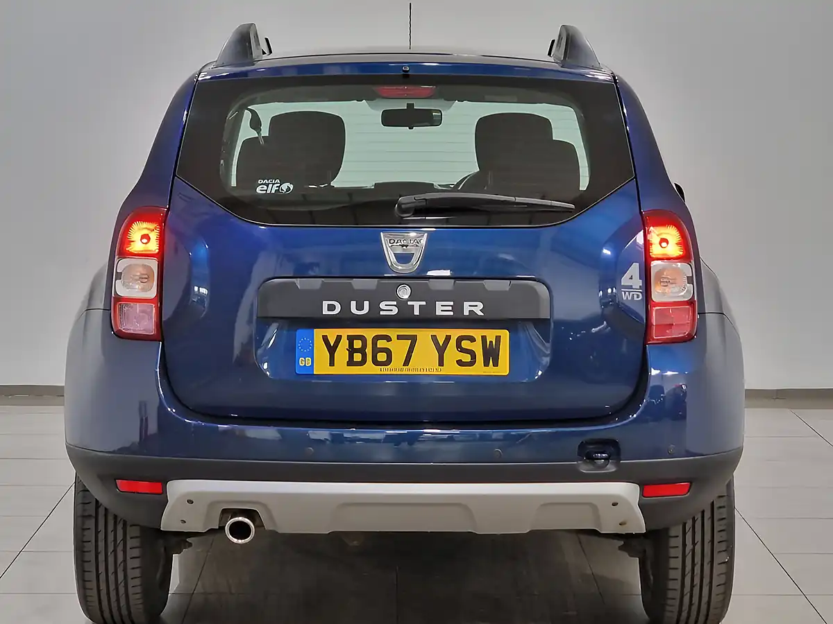 Used 2017 Dacia Duster Laureate Cosmo Blue Cosmos Blue - Interior and Exterior details 5