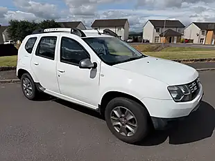 Used 2017 Dacia Duster Laureate White - Interior and Exterior details 2