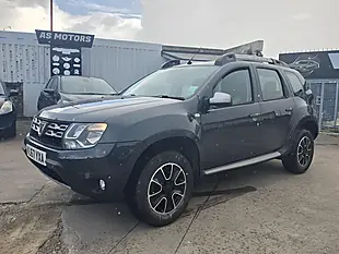 Used 2017 Dacia Duster Prestige Grey - Interior and Exterior details 3