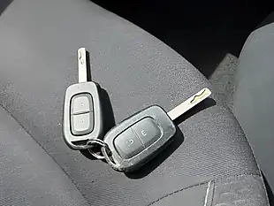 Used 2017 Dacia Logan Ambiance White - Interior and Exterior details 19