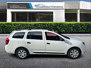 Used 2017 Dacia Logan Mcv Ambiance Glacier White - Interior and Exterior details 2