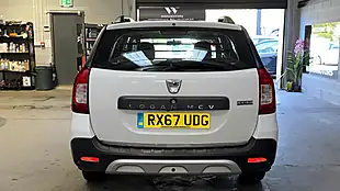 Used 2017 Dacia Logan Mcv Stepway Stepway Laureate White - Interior and Exterior details 6