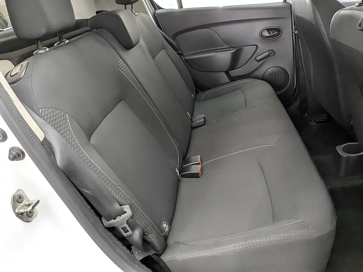 Used 2017 Dacia Sandero Ambiance Glacier White - Interior and Exterior details 11