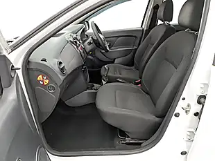 Used 2017 Dacia Sandero Ambiance Glacier White - Interior and Exterior details 14