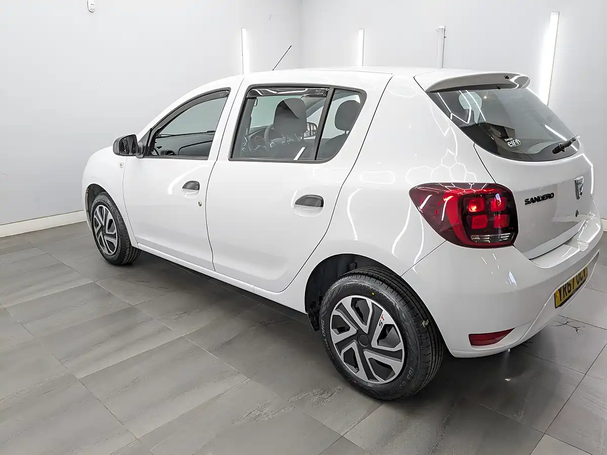 Used 2017 Dacia Sandero Ambiance Glacier White - Interior and Exterior details 6