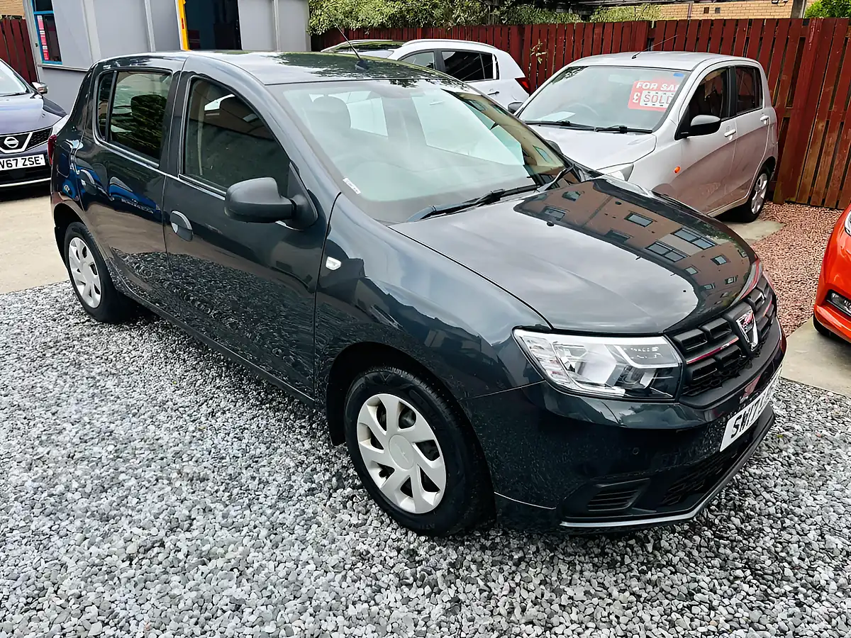Used 2017 Dacia Sandero Ambiance Grey - Interior and Exterior details 10