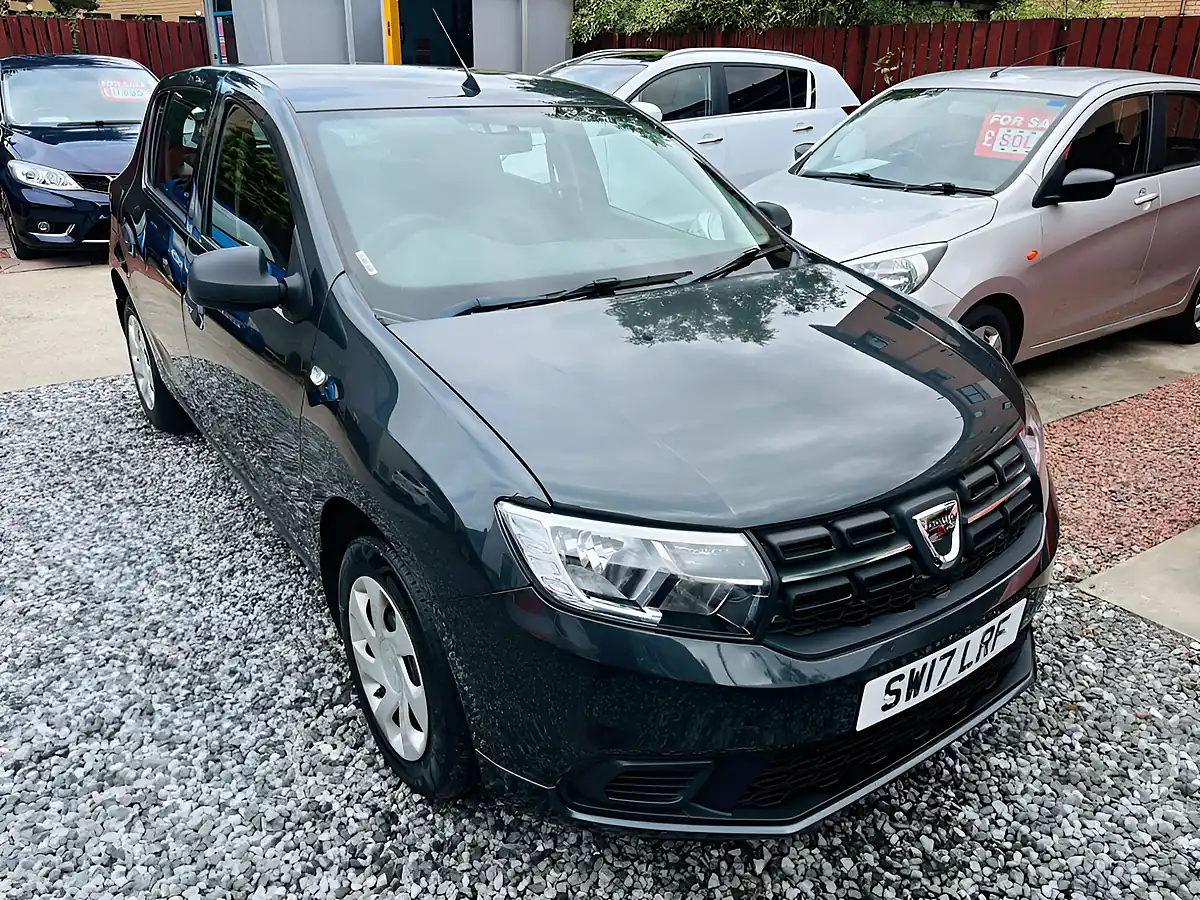Used 2017 Dacia Sandero Ambiance Grey - Interior and Exterior details 11