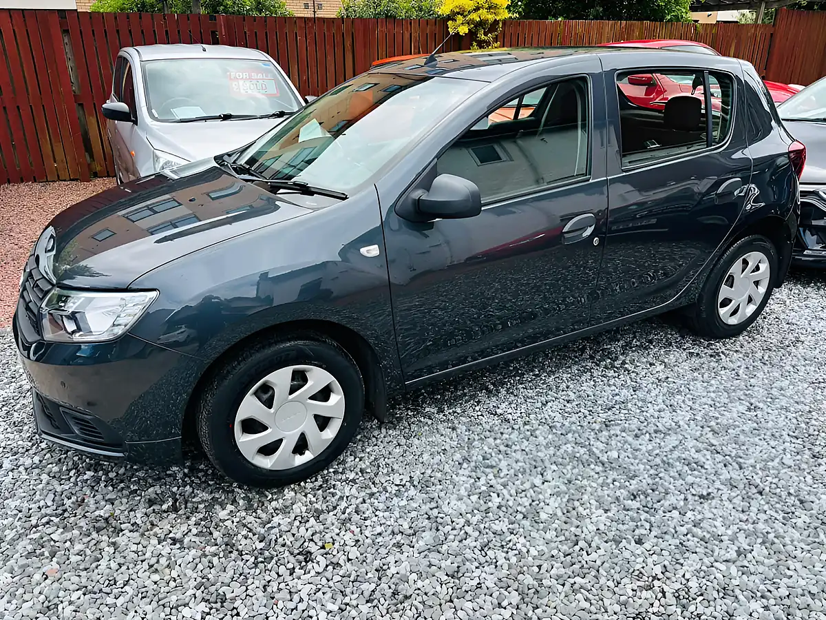 Used 2017 Dacia Sandero Ambiance Grey - Interior and Exterior details 2