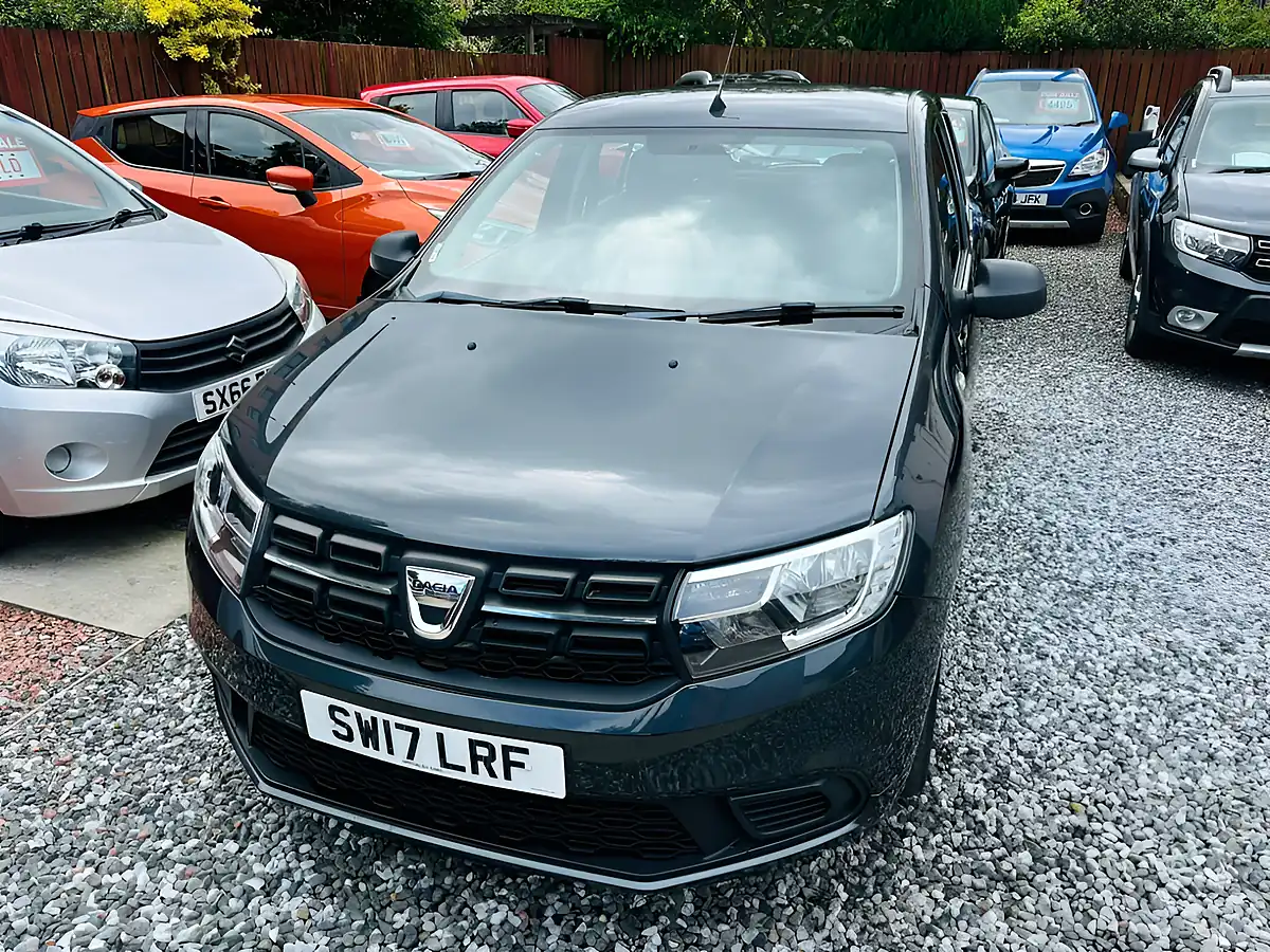 Used 2017 Dacia Sandero Ambiance Grey - Interior and Exterior details 7