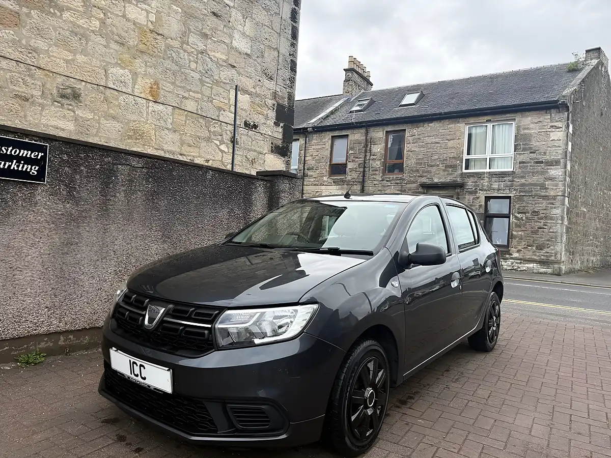 Used 2017 Dacia Sandero Ambiance Grey - Interior and Exterior details 16