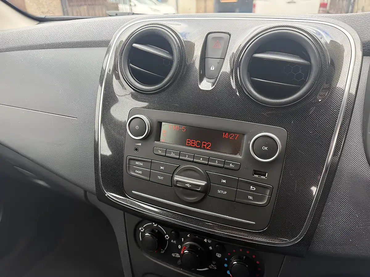 Used 2017 Dacia Sandero Ambiance Grey - Interior and Exterior details 19
