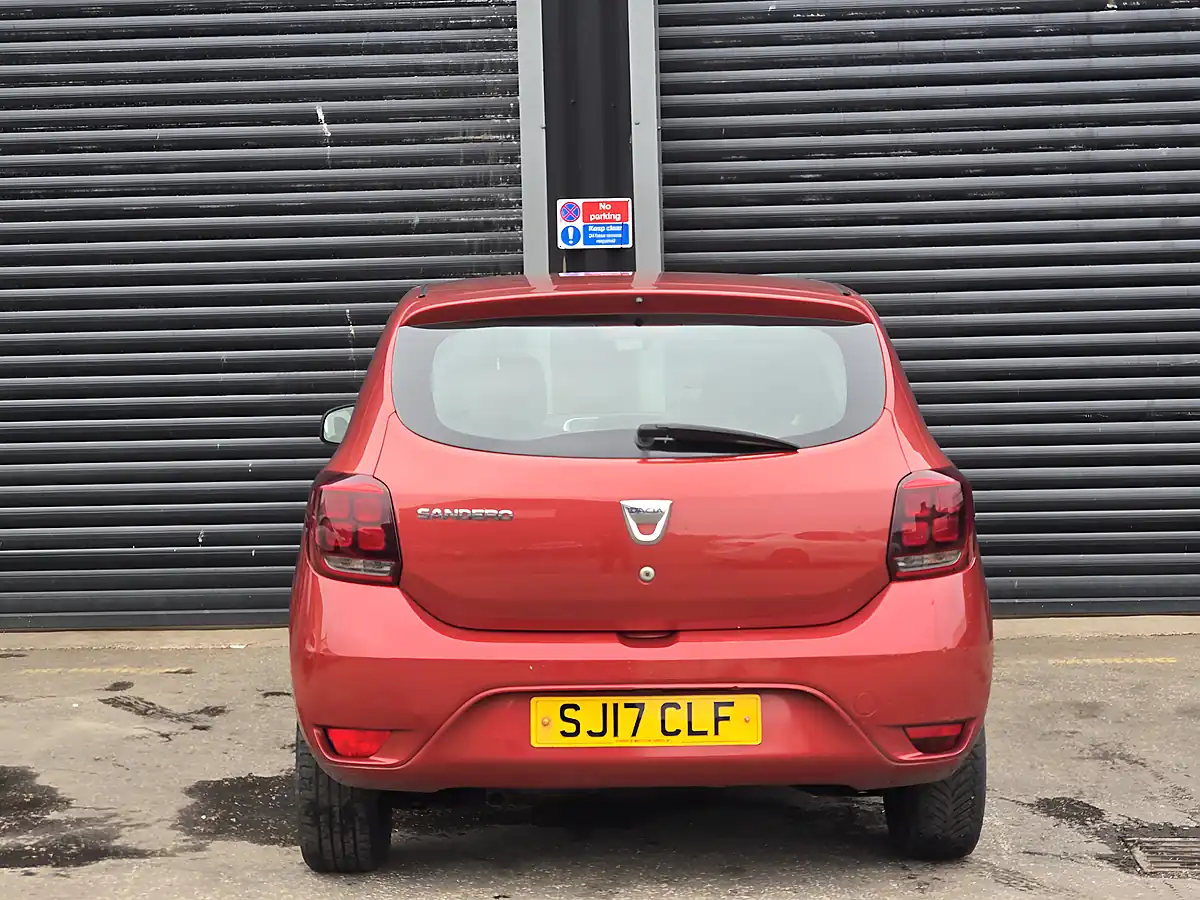 Used 2017 Dacia Sandero Ambiance Red - Interior and Exterior details 10