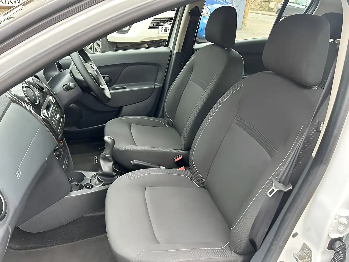 Used 2017 Dacia Sandero Ambiance White - Interior and Exterior details 11