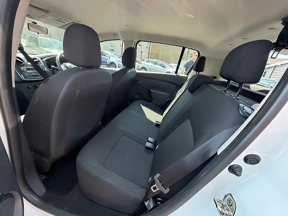 Used 2017 Dacia Sandero Ambiance White - Interior and Exterior details 10