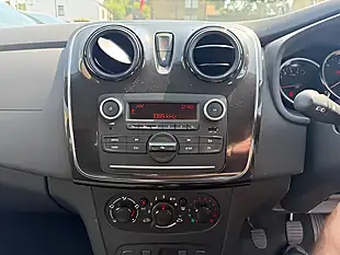 Used 2017 Dacia Sandero Ambiance White - Interior and Exterior details 8