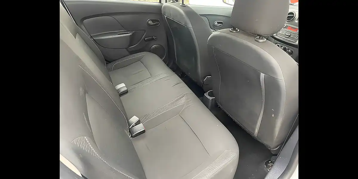 Used 2017 Dacia Sandero Ambiance White - Interior and Exterior details 11