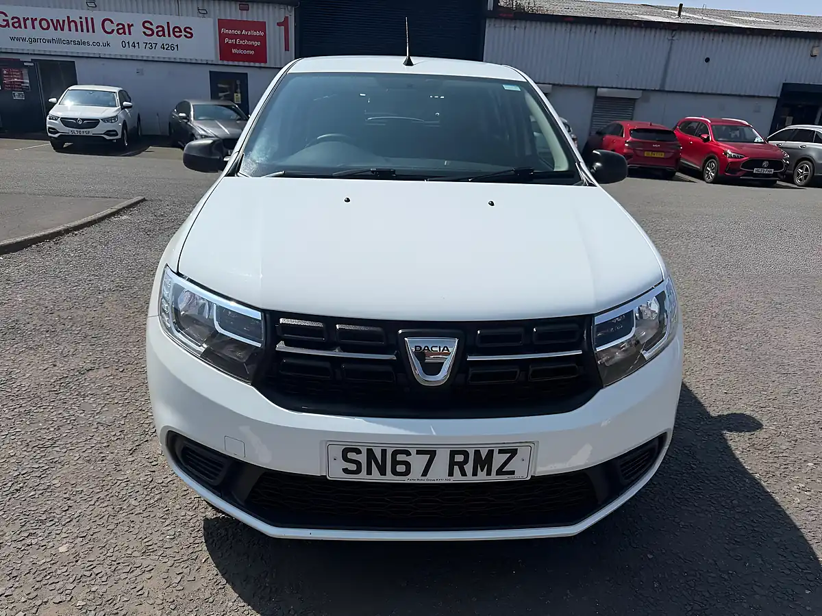 Used 2017 Dacia Sandero Ambiance White - Interior and Exterior details 5