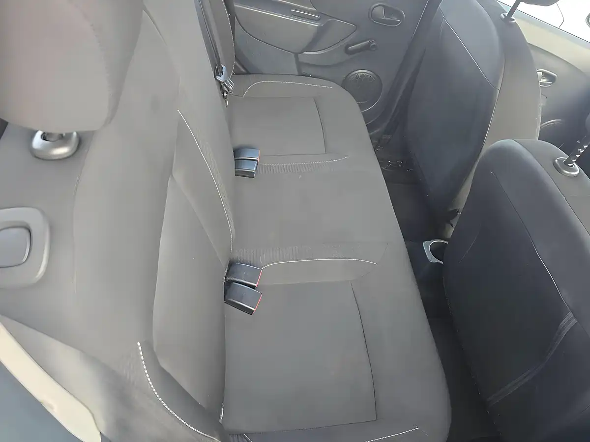 Used 2017 Dacia Sandero Ambiance White - Interior and Exterior details 13