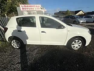 Used 2017 Dacia Sandero Ambiance White - Interior and Exterior details 16