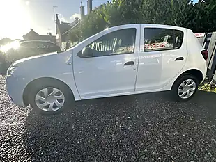 Used 2017 Dacia Sandero Ambiance White - Interior and Exterior details 7