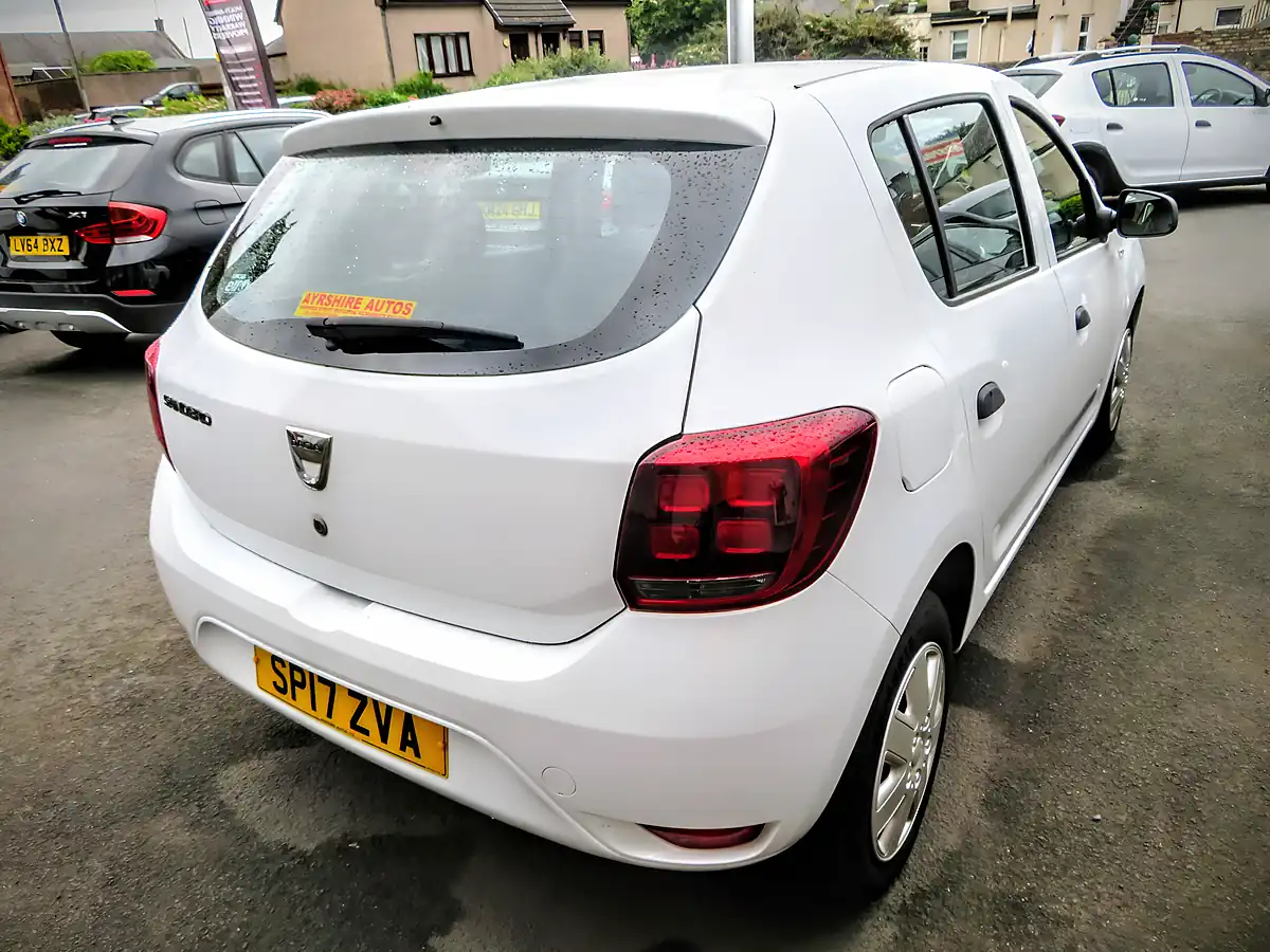 Used 2017 Dacia Sandero Ambience White - Interior and Exterior details 7