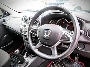 Used 2017 Dacia Sandero Ambience White - Interior and Exterior details 8