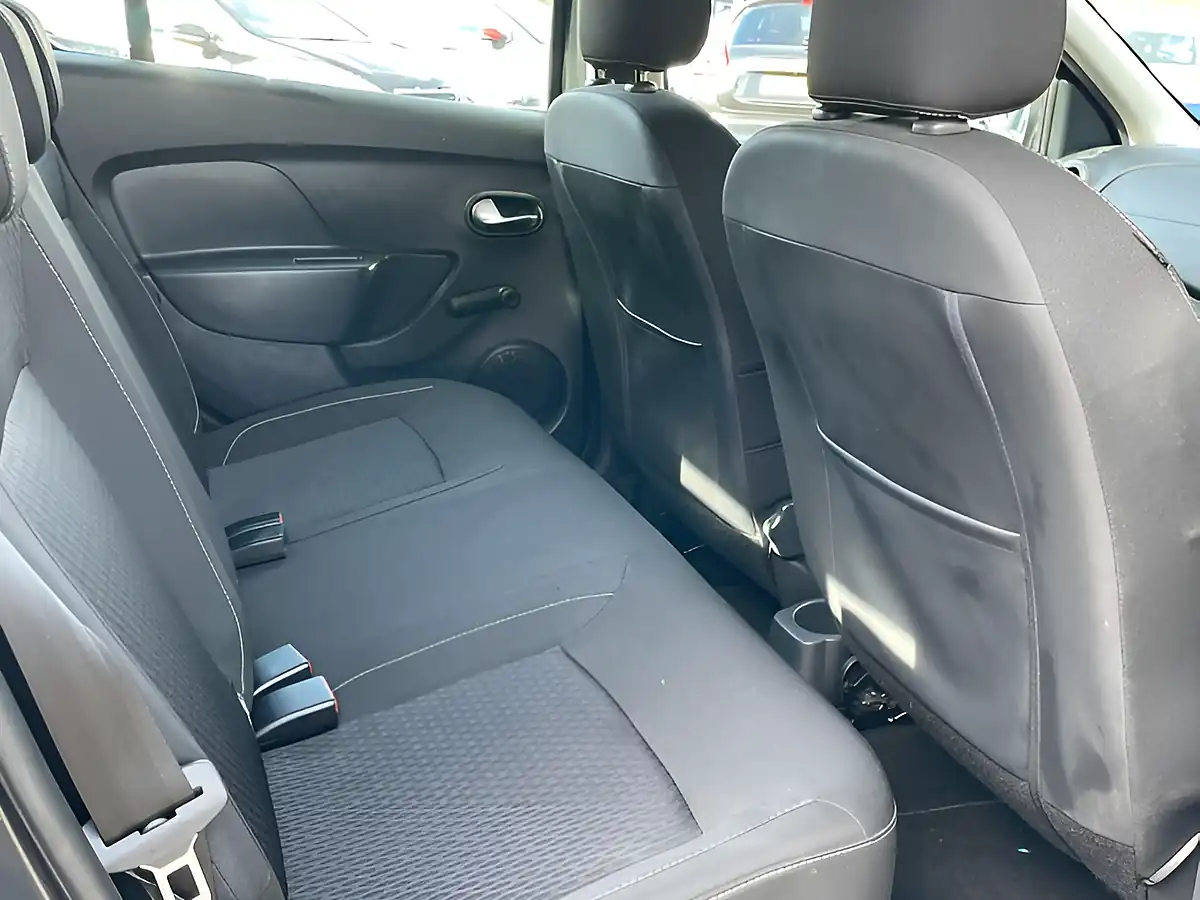 Used 2017 Dacia Sandero Laureate Grey - Interior and Exterior details 13