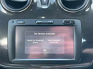 Used 2017 Dacia Sandero Laureate Grey - Interior and Exterior details 17