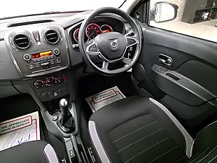 Used 2017 Dacia Sandero Stepway Ambiance Azurite Blue - Interior and Exterior details 15