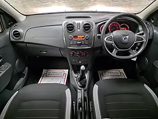 Used 2017 Dacia Sandero Stepway Ambiance Azurite Blue - Interior and Exterior details 16