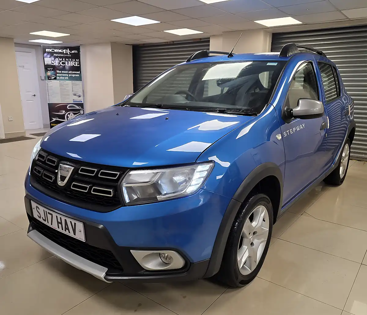 Used 2017 Dacia Sandero Stepway Ambiance Azurite Blue - Interior and Exterior details 2