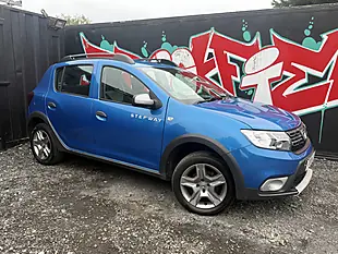 Used 2017 Dacia Sandero Stepway Ambiance Blue - Interior and Exterior details 13