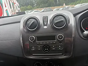 Used 2017 Dacia Sandero Stepway Ambiance Blue - Interior and Exterior details 17