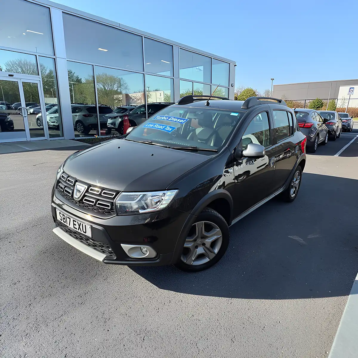 Used 2017 Dacia Sandero Stepway Ambiance Edition Agate Black Metallic - Front View