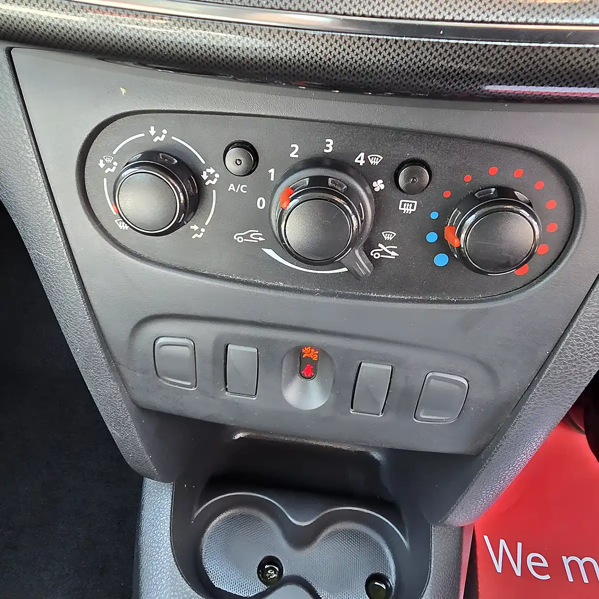 Used 2017 Dacia Sandero Stepway Ambiance Edition Agate Black Metallic - Interior and Exterior details 19
