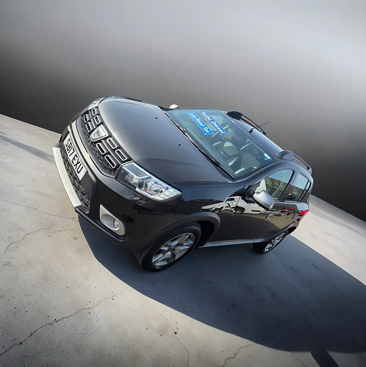Used 2017 Dacia Sandero Stepway Ambiance Edition Agate Black Metallic - Interior and Exterior details 6