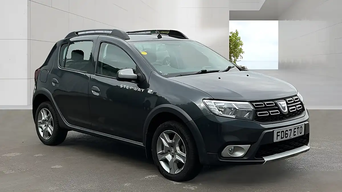 Used 2017 Dacia Sandero Stepway Ambiance Grey - Front View