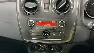 Used 2017 Dacia Sandero Stepway Ambiance Grey - Interior and Exterior details 10