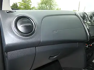 Used 2017 Dacia Sandero Stepway Laureate Azurite Blue - Interior and Exterior details 16